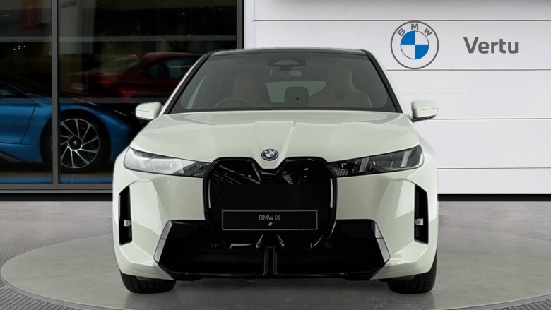 BMW iX 300kW xDrive45 M Sport 101kWh 5dr Auto [Pro Pack] Electric Estate